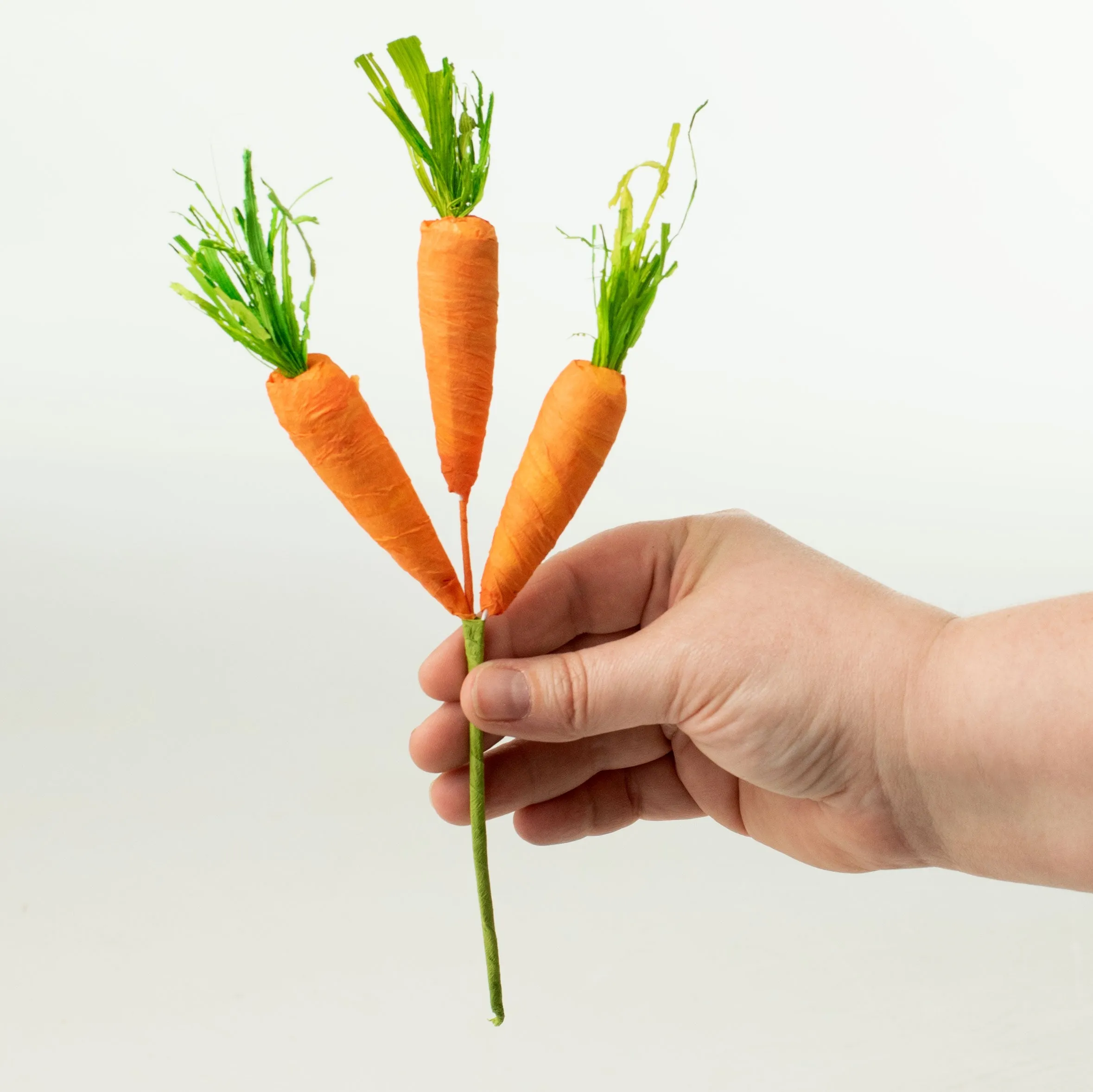 9.5" Paper Carrot Pick