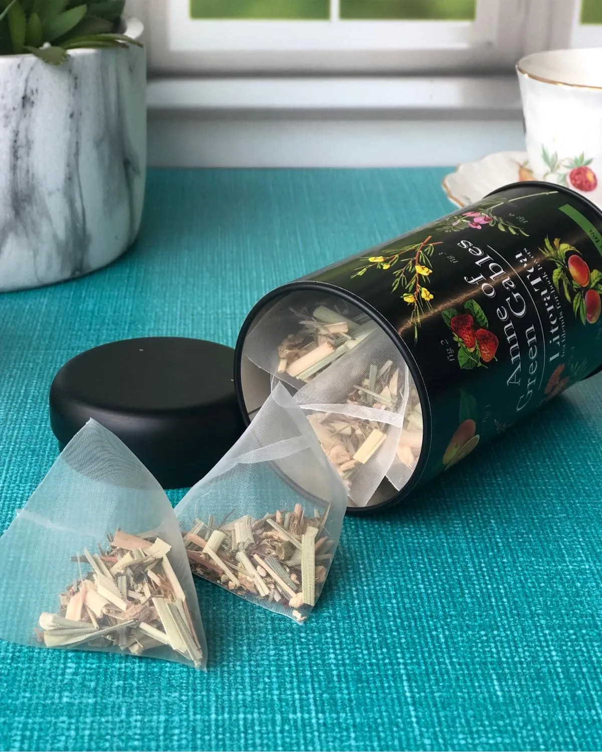 A Midsummer Night's Dream Nighttime Tea l Valerian Root l Chamomile l Lavender