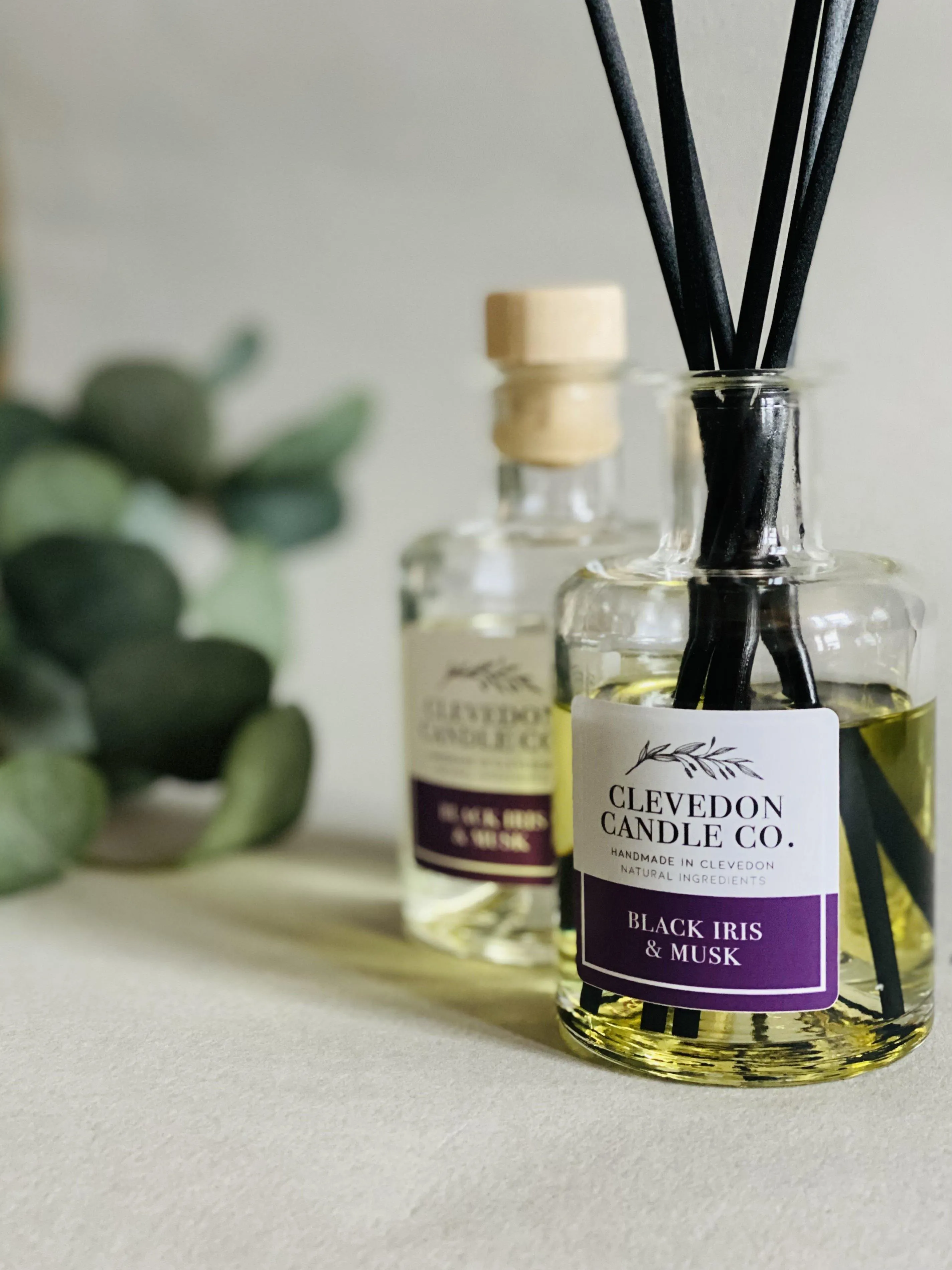 Black Iris & Musk Luxury Reed Diffuser