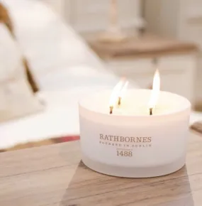 Rathbones White Pepper, Honeysuckle Vertivert Candle