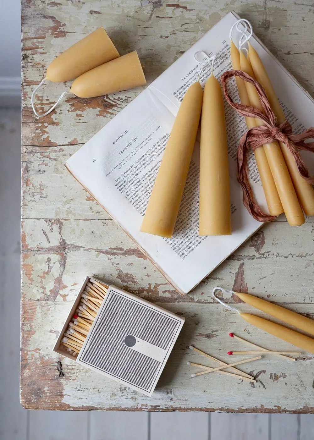Standard Dinner – Pairs Pure Beeswax Candles – Boxes of 3, 4 or 6 pairs